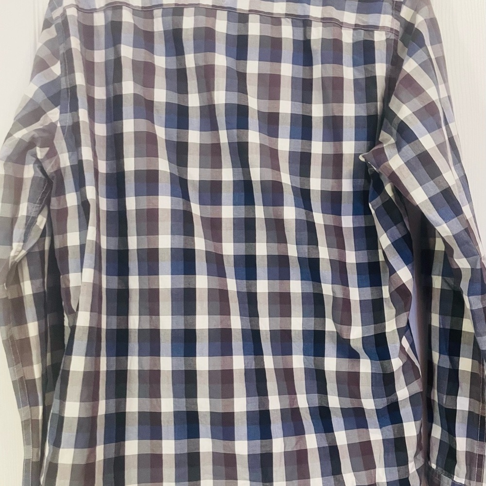 Men's Checkered Tommy Hilfiger Button Downs (Lot of 3) - Picture 7 of 7